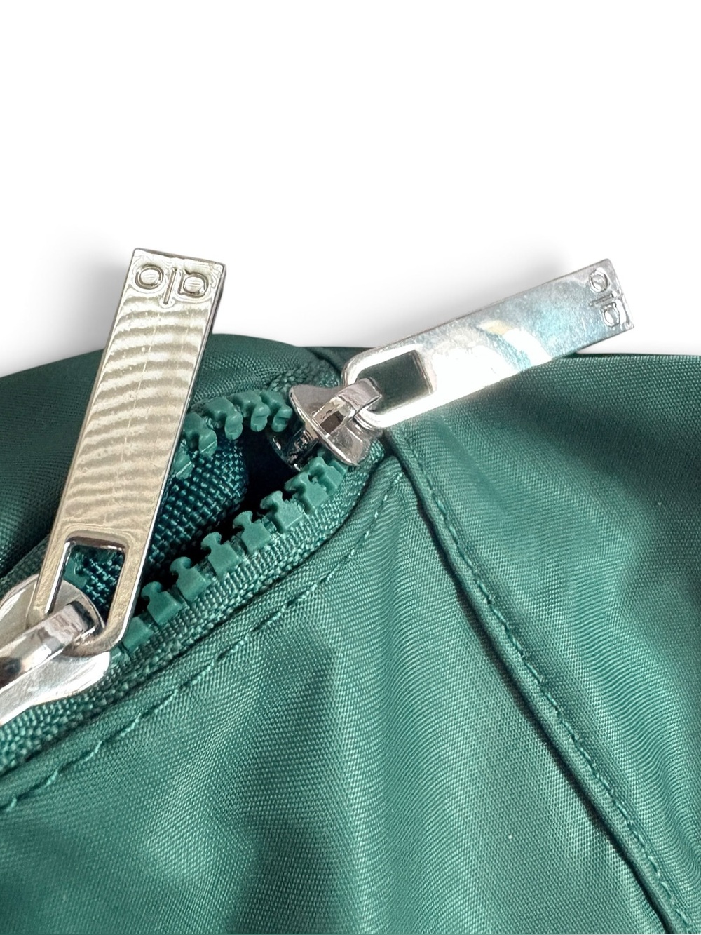 NWOT Alo “Explorer” Forest Green Waist Bag - Picture 3 of 6